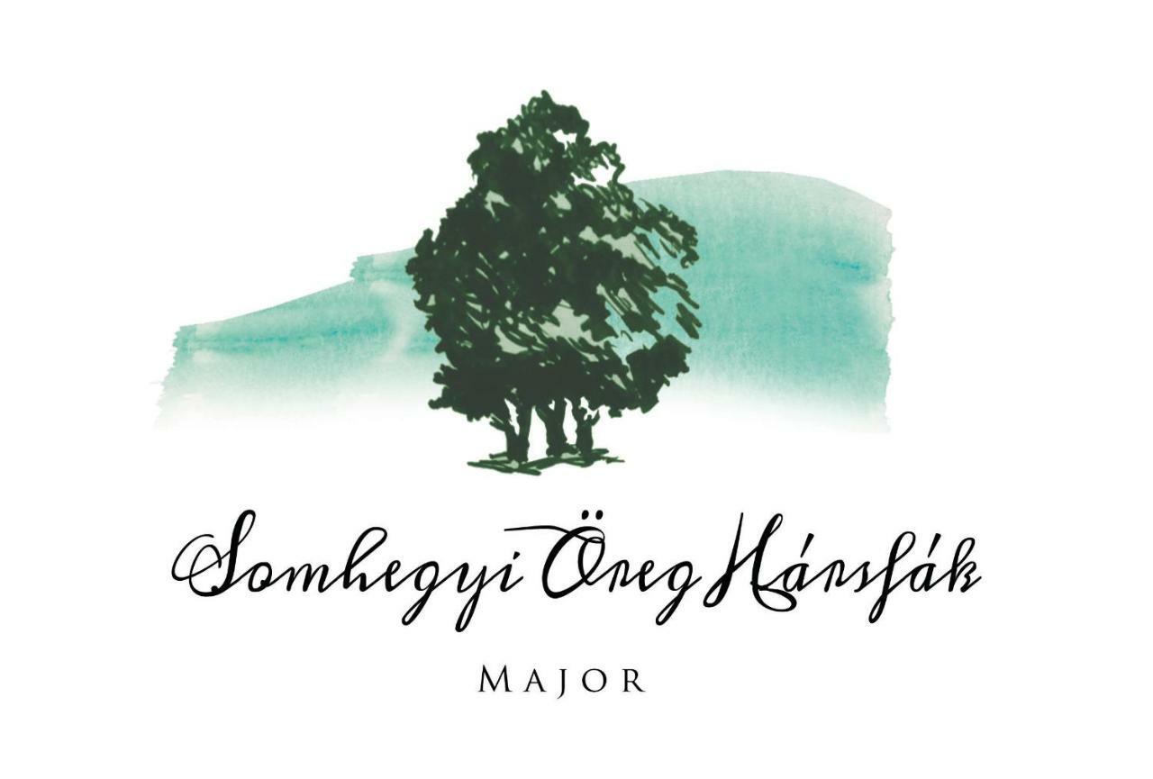 Somhegyi Oereg Harsfak Major Vendeghaz Bed & Breakfast Bakonybel Exterior photo