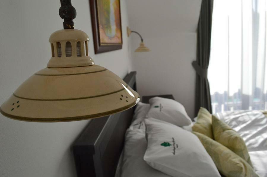 Somhegyi Oereg Harsfak Major Vendeghaz Bed & Breakfast Bakonybel Exterior photo