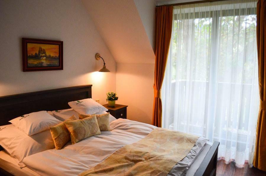 Somhegyi Oereg Harsfak Major Vendeghaz Bed & Breakfast Bakonybel Exterior photo