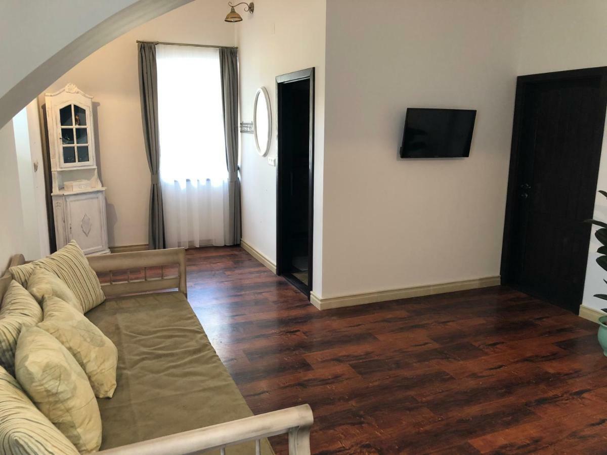 Somhegyi Oereg Harsfak Major Vendeghaz Bed & Breakfast Bakonybel Exterior photo